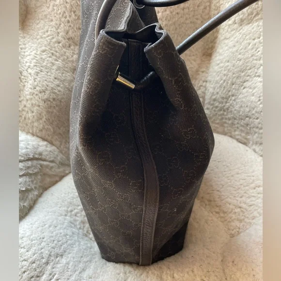 Gucci tote bag
